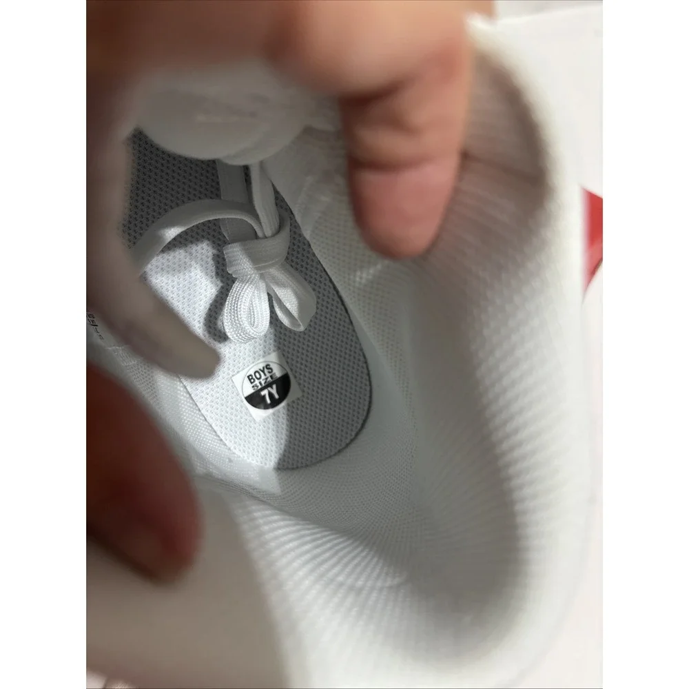 Nike product pair
